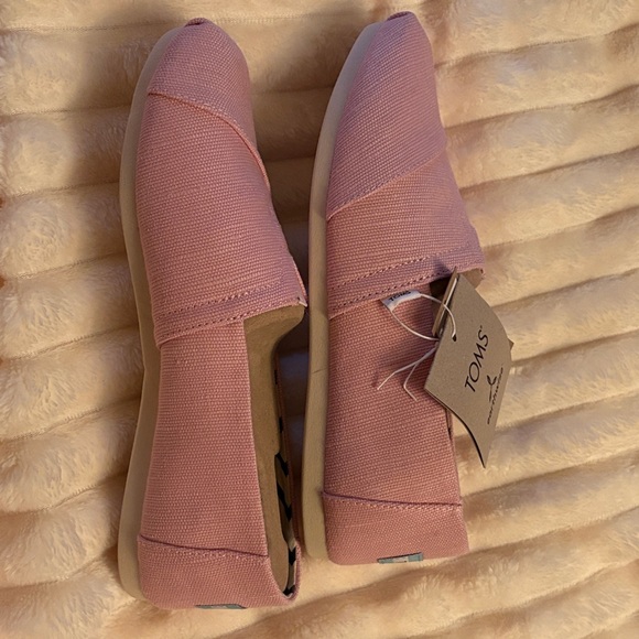 TOMS Pink Canvas Slip-On Flats - Picture 5 of 6